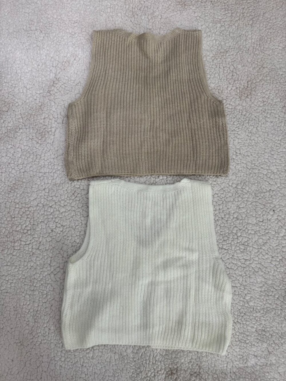 Knitted Buttoned Vest - Picture 2 of 4